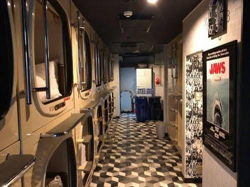 Capsule Shimbashi Kapselhotel